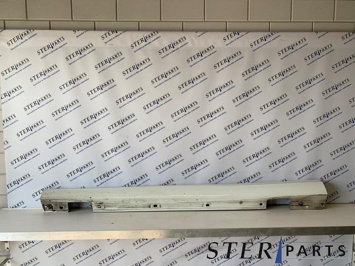 Zijskirt links van een Mercedes B-Klasse (650), Gebruikt, -, Ophalen of Verzenden, -