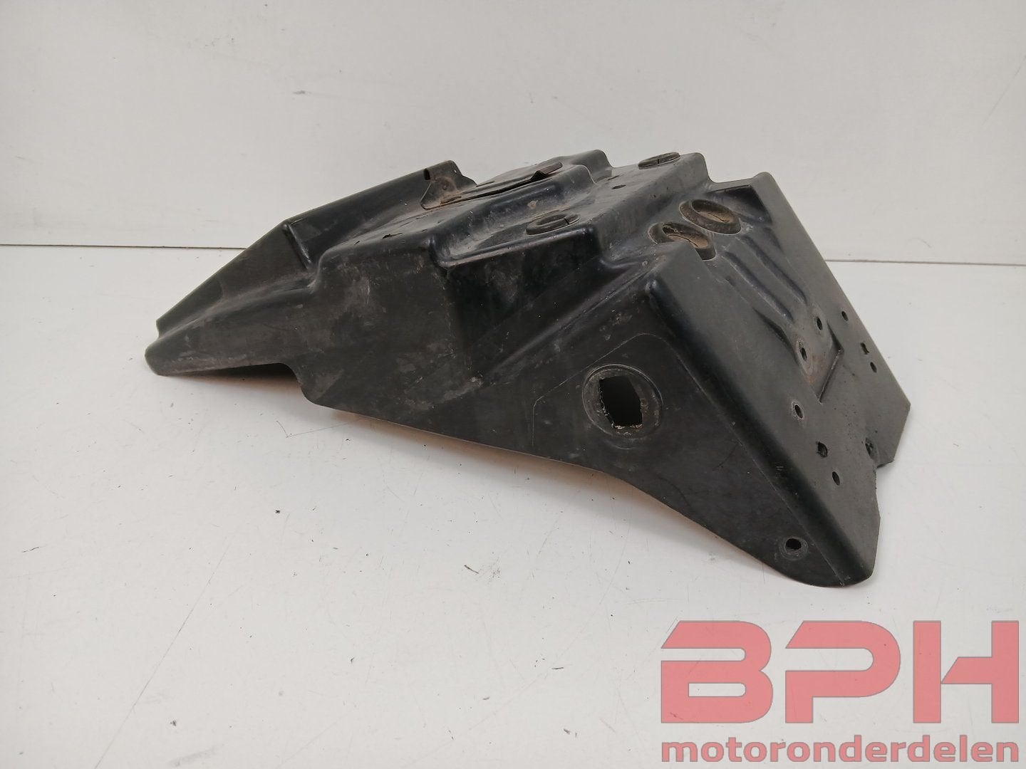 Spatbord / undertray Suzuki GSX-R 750 1988 1989 1990 GSXR, Motoren, Gebruikt, -, -, Ophalen of Verzenden