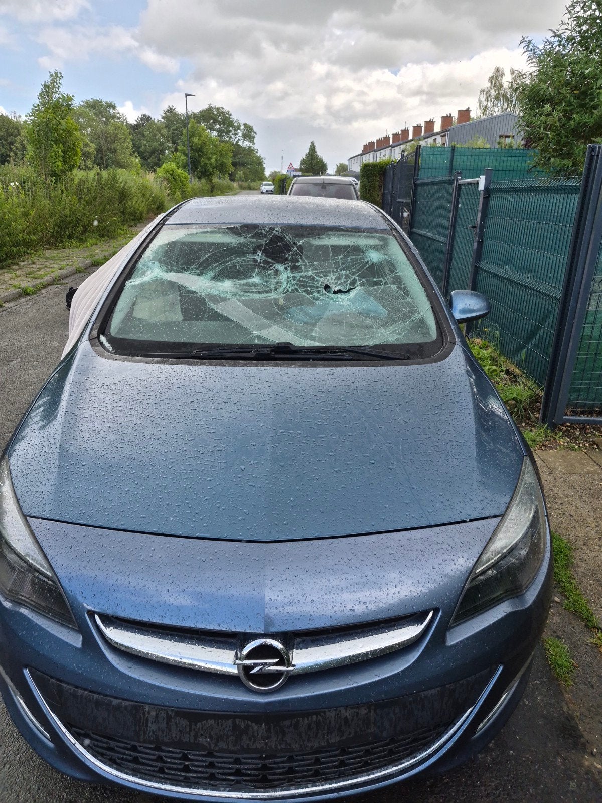 Opel accidentée, Autos, Autre, Achat