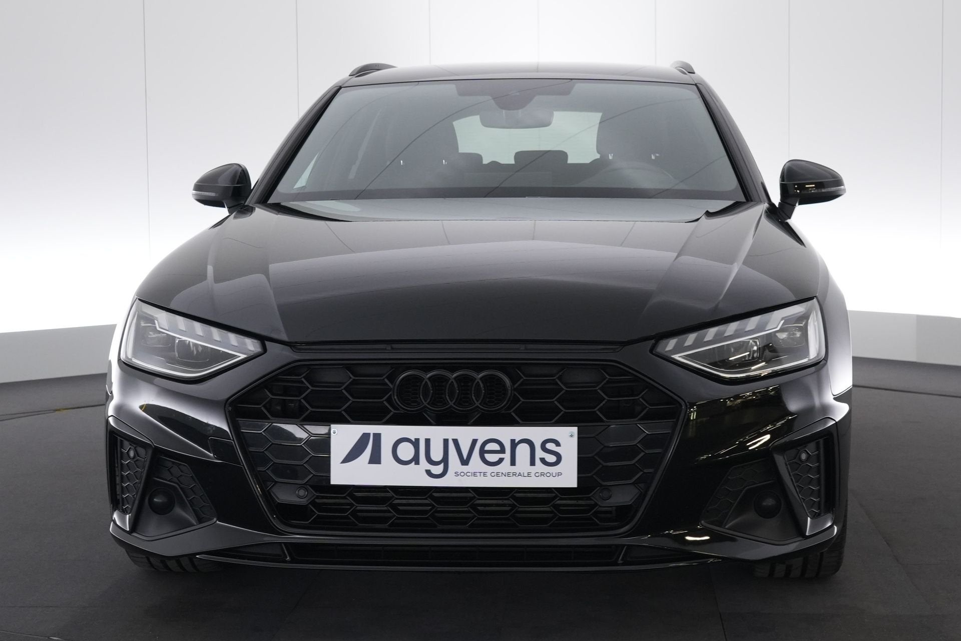 (2CCE598) AUDI A4 AVANT, Autos, Audi, Achat, Entreprise, Carnet d'entretien, A4