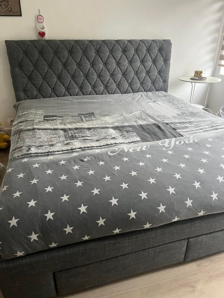 Bed voor een spotprijs, Enlèvement, Comme neuf