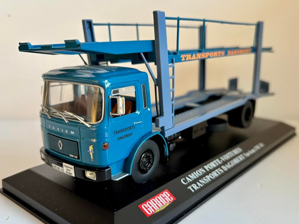 1:43 camion porte-voitures transports dagobert, Enlèvement ou Envoi, Comme neuf