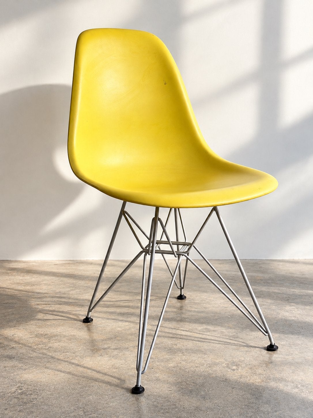 Chaise vitra jaine « plastic Chair » Ray Eames, Vitra, Enlèvement ou Envoi, Autres couleurs, Design