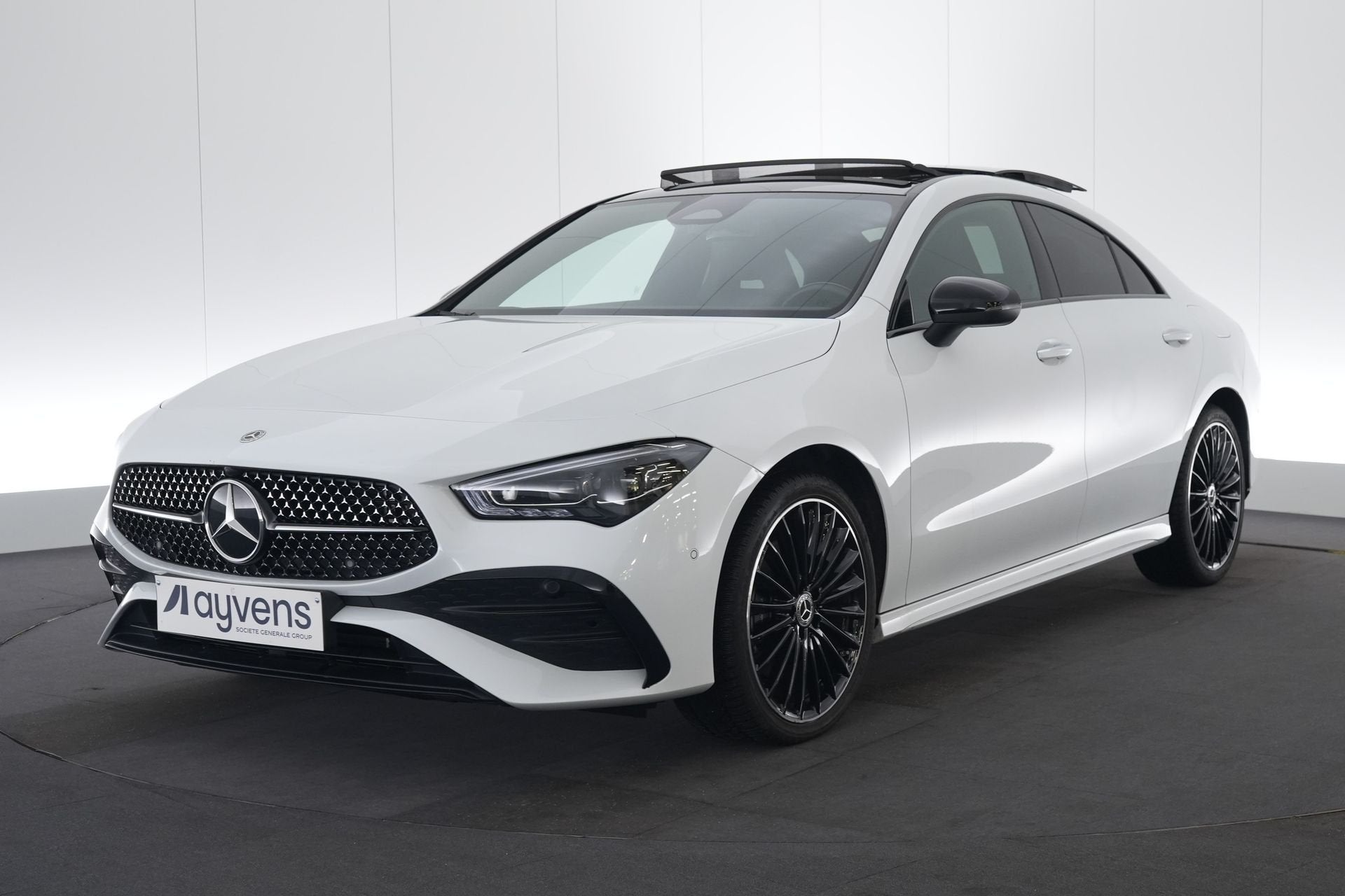 (2EEG572) MERCEDES-BENZ CLA, Auto's, Euro 6, Wit, Plug-in hybride, Bedrijf