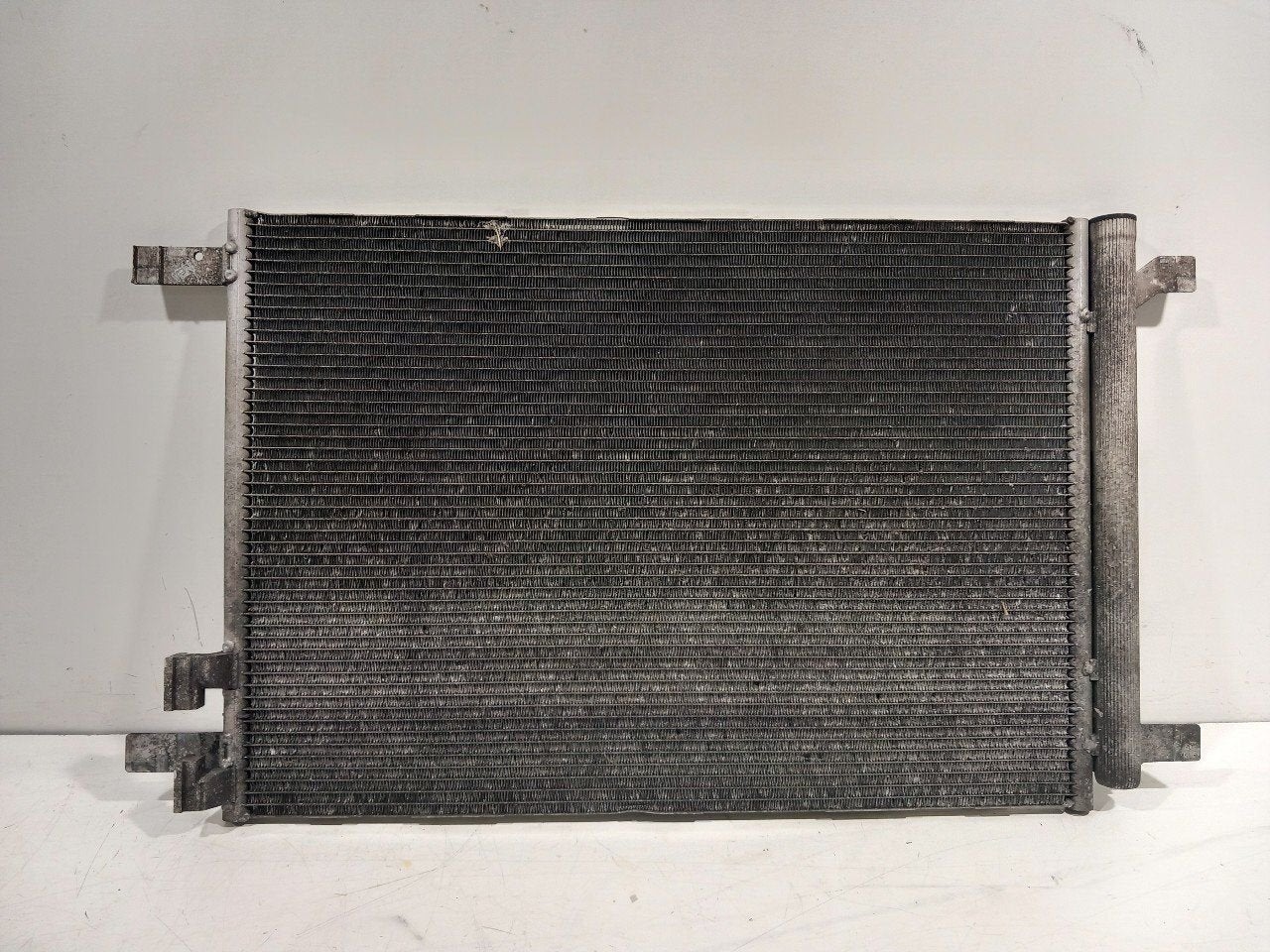 Airco radiateur Volkswagen Golf, Autos : Pièces & Accessoires, Onderdelen@venauto.nl, Van der Ven Autorecycling B.V., Ettenseweg 76, 4706 PB Roosendaal, The Netherlands