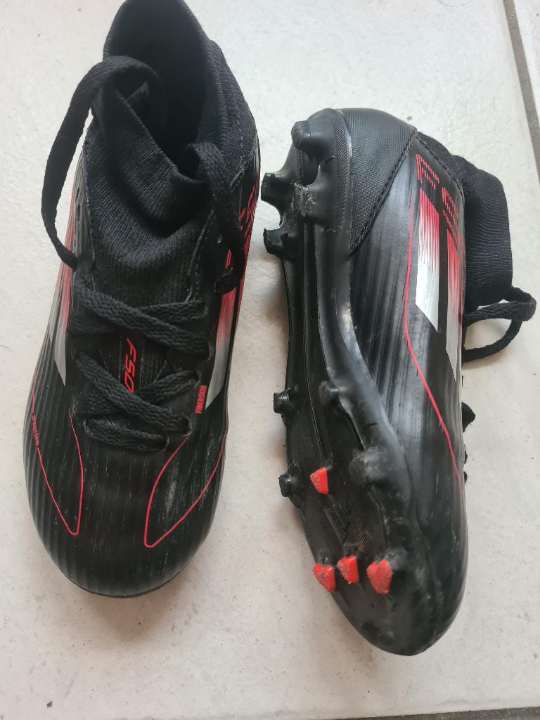 Basket foot Adidas, Enlèvement ou Envoi, Comme neuf, Chaussures