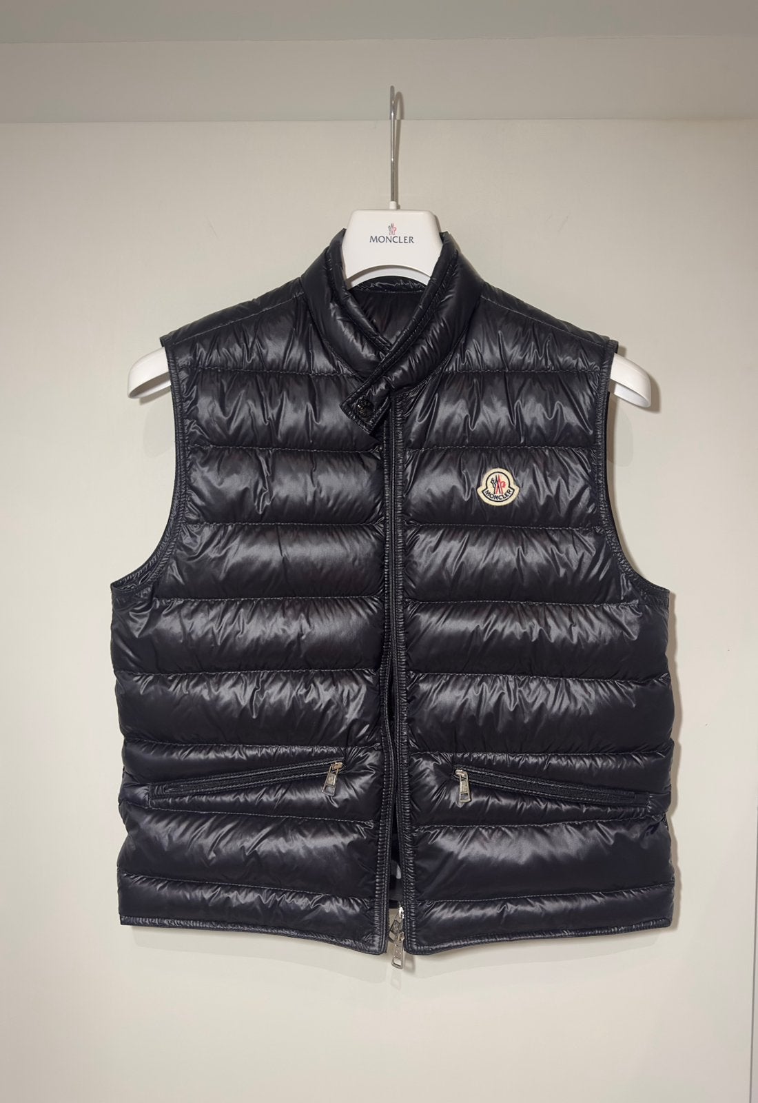 Moncler Gui Gilet, Enlèvement ou Envoi, Comme neuf, Taille 46 (S) ou plus petite, Noir
