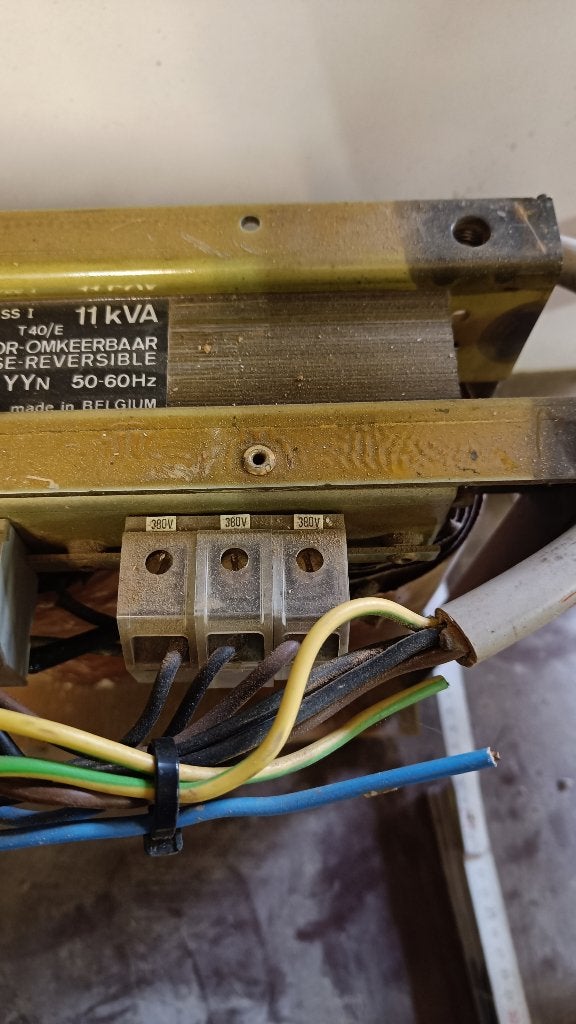 Transformator, Doe-het-zelf en Bouw, Elektriciteit en Kabels, Ophalen, Gebruikt