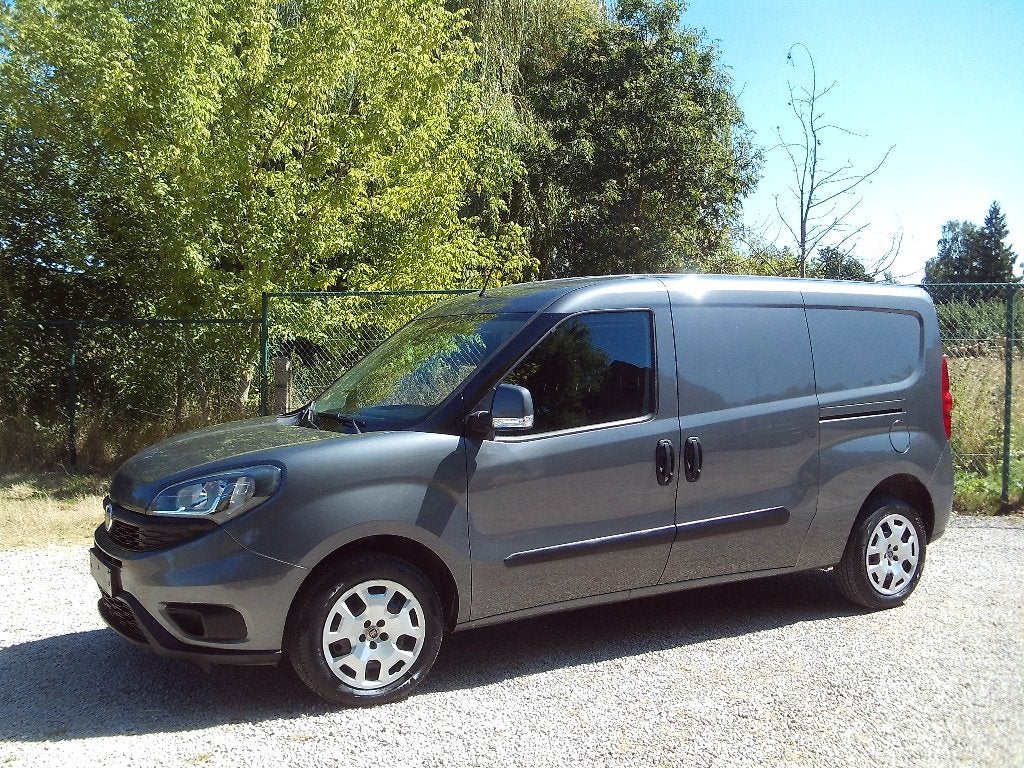 FIAT Doblo Cargo MAXI 25000KM ! 10300€ NETTO 3PL 120PK NW 21, Voorwielaandrijving, Stof, Bedrijf, Handgeschakeld