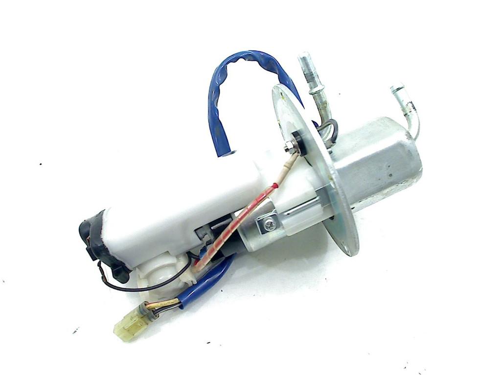BRANDSTOFPOMP Kawasaki Z 800 2013-2016 +ABS (Z800 ZR800A-B), Motoren, Dhr. S. di Majo, Gebruikt, Info@cama-motorparts.nl, P.J. Troelstraweg 8 8
3144 CX  MAASSLUIS, NL