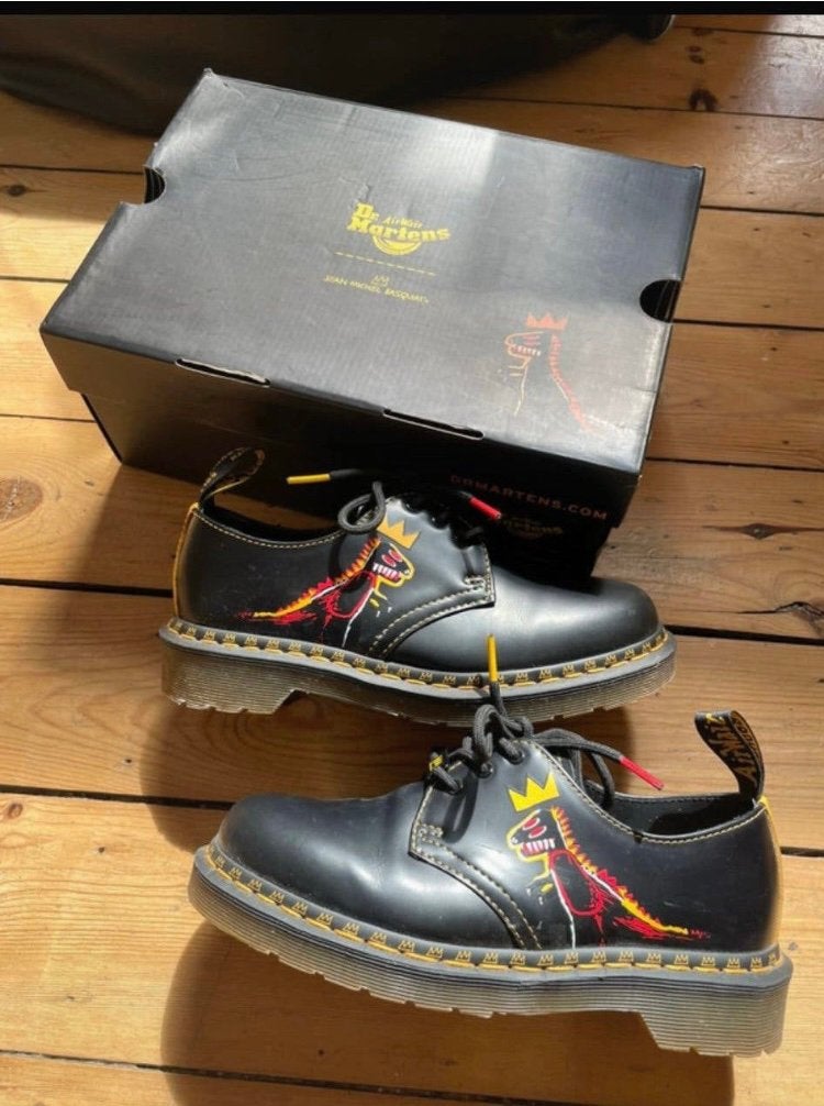 Doc Martens basses, Edition limitée “Basquiat”, neuves, 37, Enlèvement, Neuf, Chaussures basses