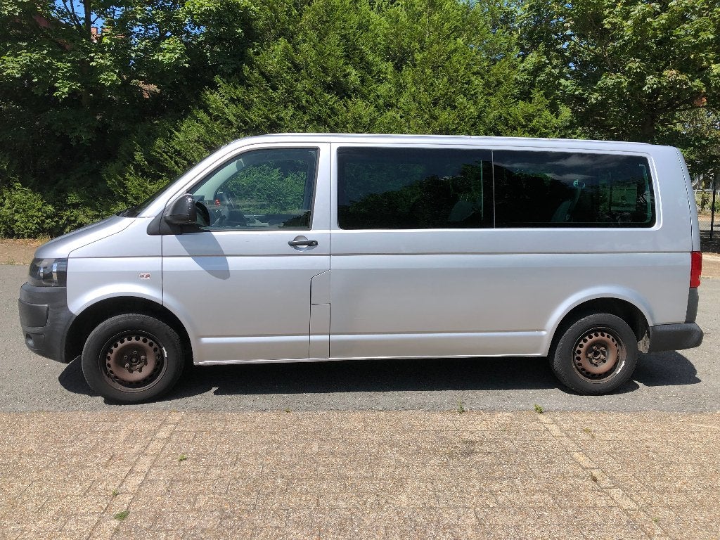 VW Caravelle trendline Minibus 8+1, Auto's, Voorwielaandrijving, 4 cilinders, 9 zetels, Grijs