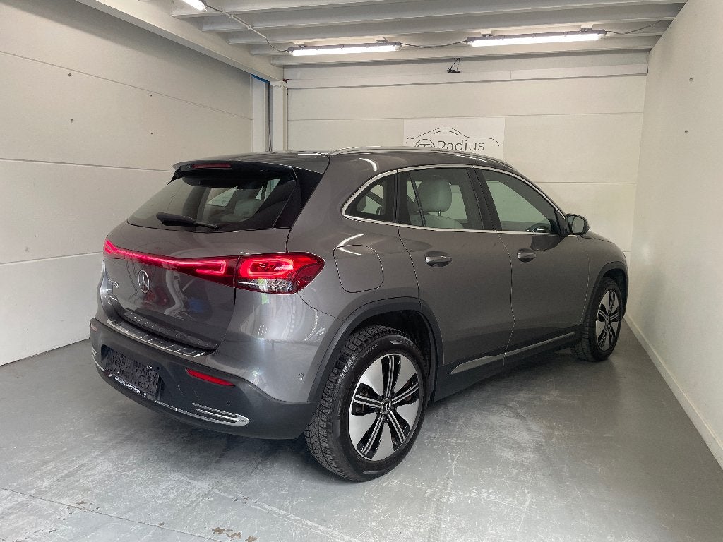 Mercedes-Benz - EQA250, Autos, Mercedes-Benz, Cuir, Argent ou Gris, Achat, Beige
