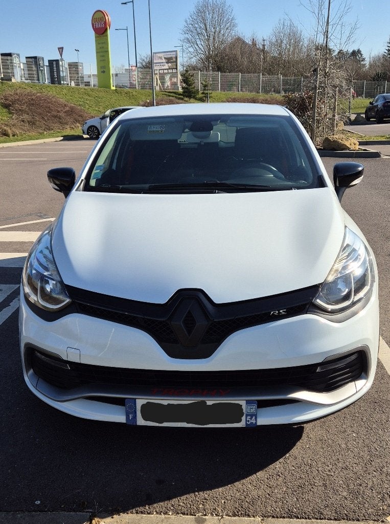 clio rs trophy 220ch, Carnet d'entretien, 5 portes, 5 places, Automatique