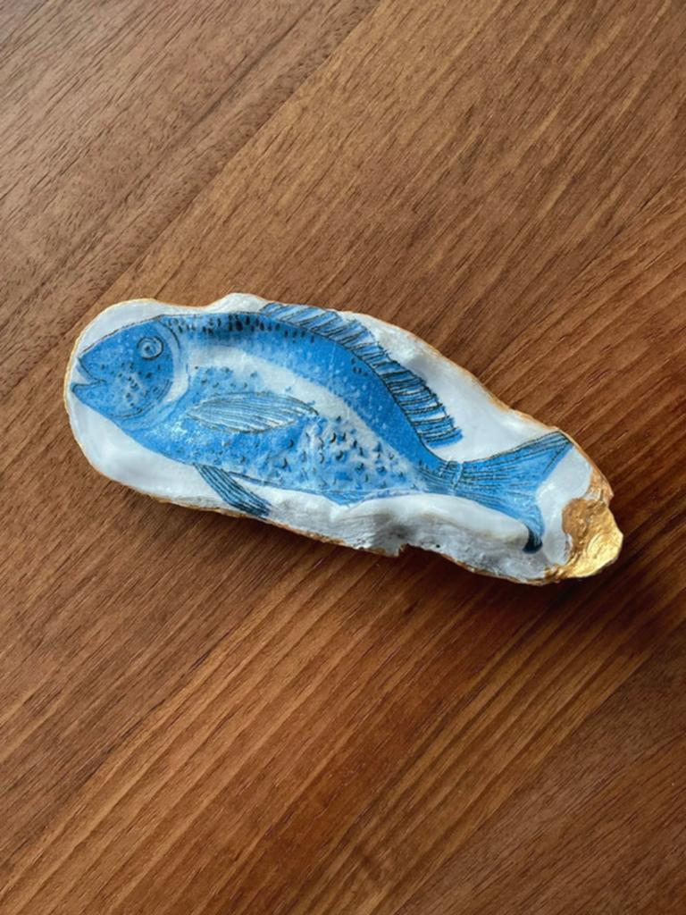 décoration poisson sur coquille, Enlèvement