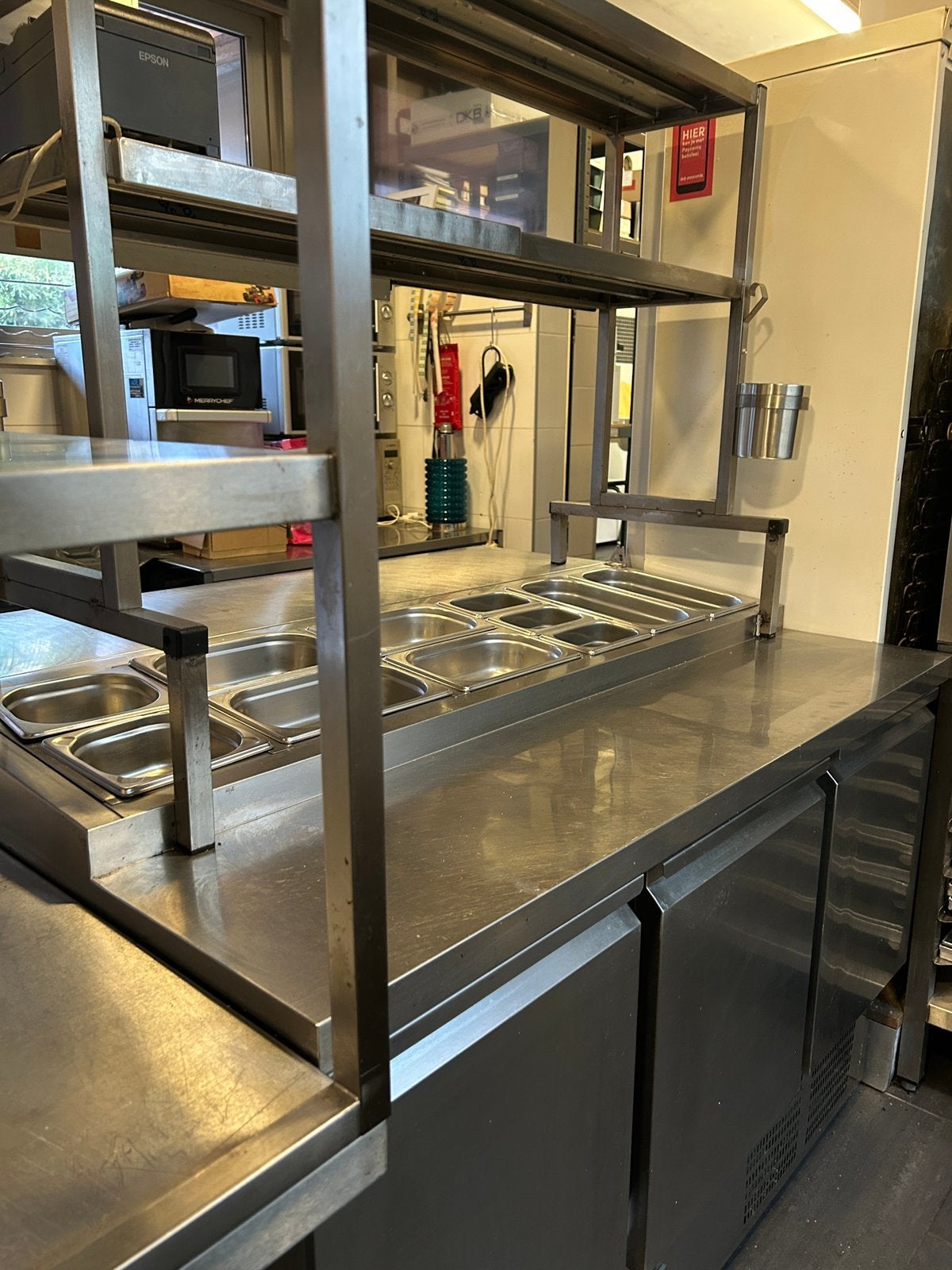 Saladette met dubbele werkbank en onderkoeling frigo, Ophalen, Gebruikt, Koelen en Vriezen