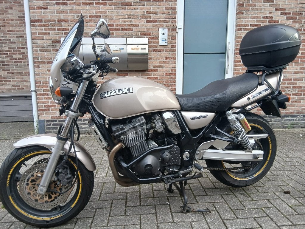 Suzuki GSX 750 Inazuma, Motos, Particulier, Régulateur de vitesse