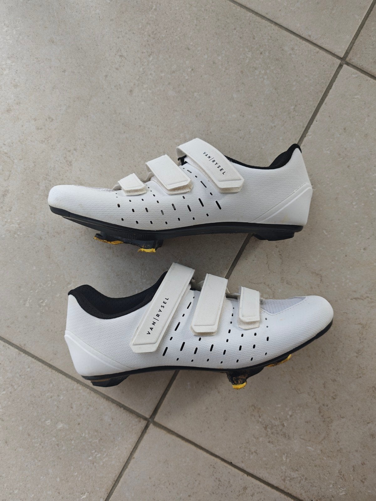 Chaussures vélo route Van Rysel Road 100 – Taille 43, Ophalen