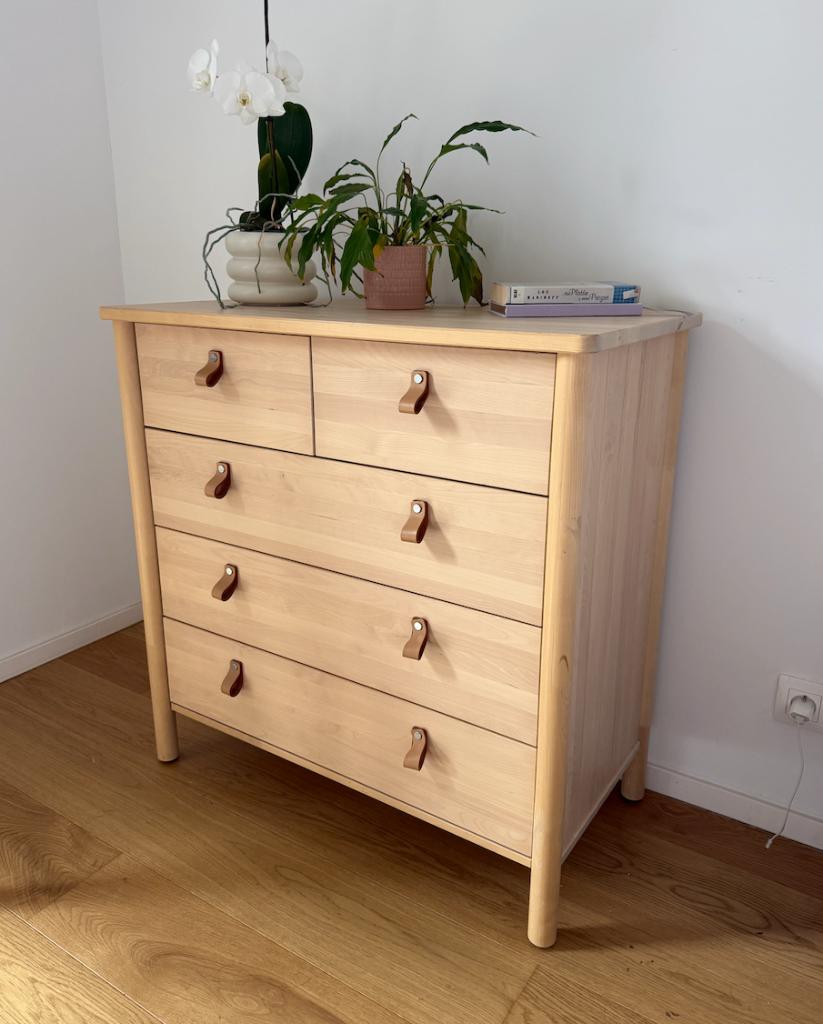 Commode IKEA BJÖRKSNÄS en bouleau – excellent état, Huis en Inrichting, Kasten | Ladekasten, Zo goed als nieuw, Minder dan 100 cm