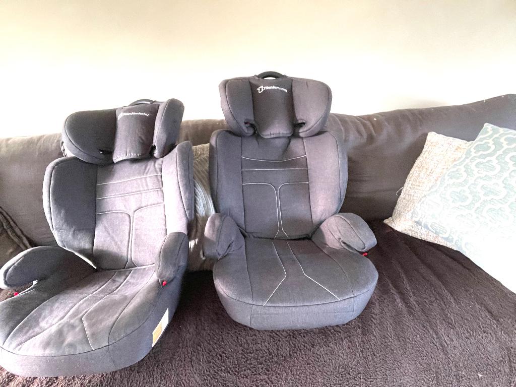 Autostoel klasse 2 en 3, Kinderen en Baby's, Autostoeltjes, Gebruikt, Overige merken, 22 t/m 36 kg, Autogordel, Afneembare rugleuning