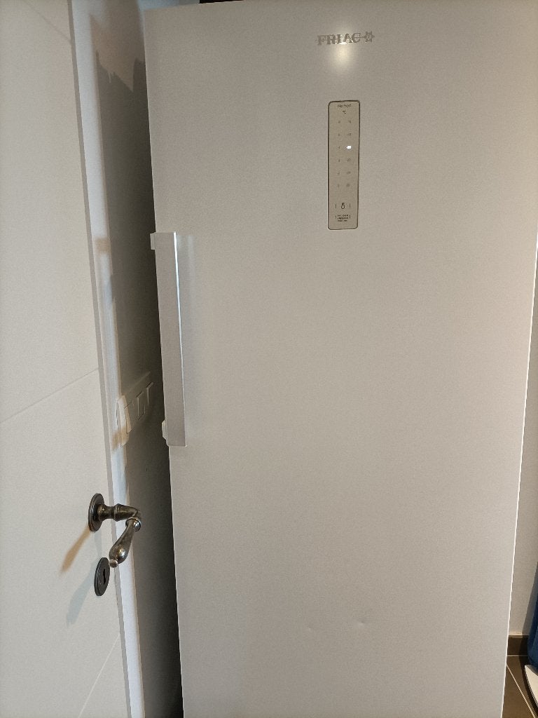 Diepvriezer 227l, Moins de 60 cm, Congélateur, Classe énergétique A ou plus économe, 160 cm ou plus