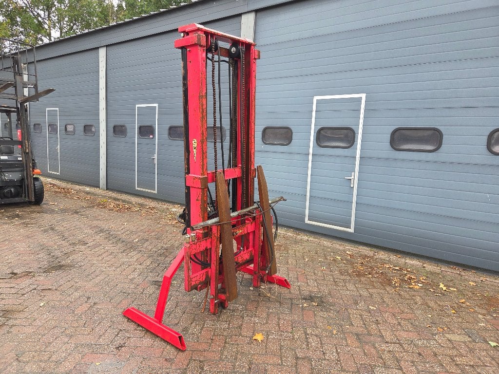 Wifo Hefmast, 2,5 tons hefmast, Met opklapvorken, Zakelijke goederen, Ophalen