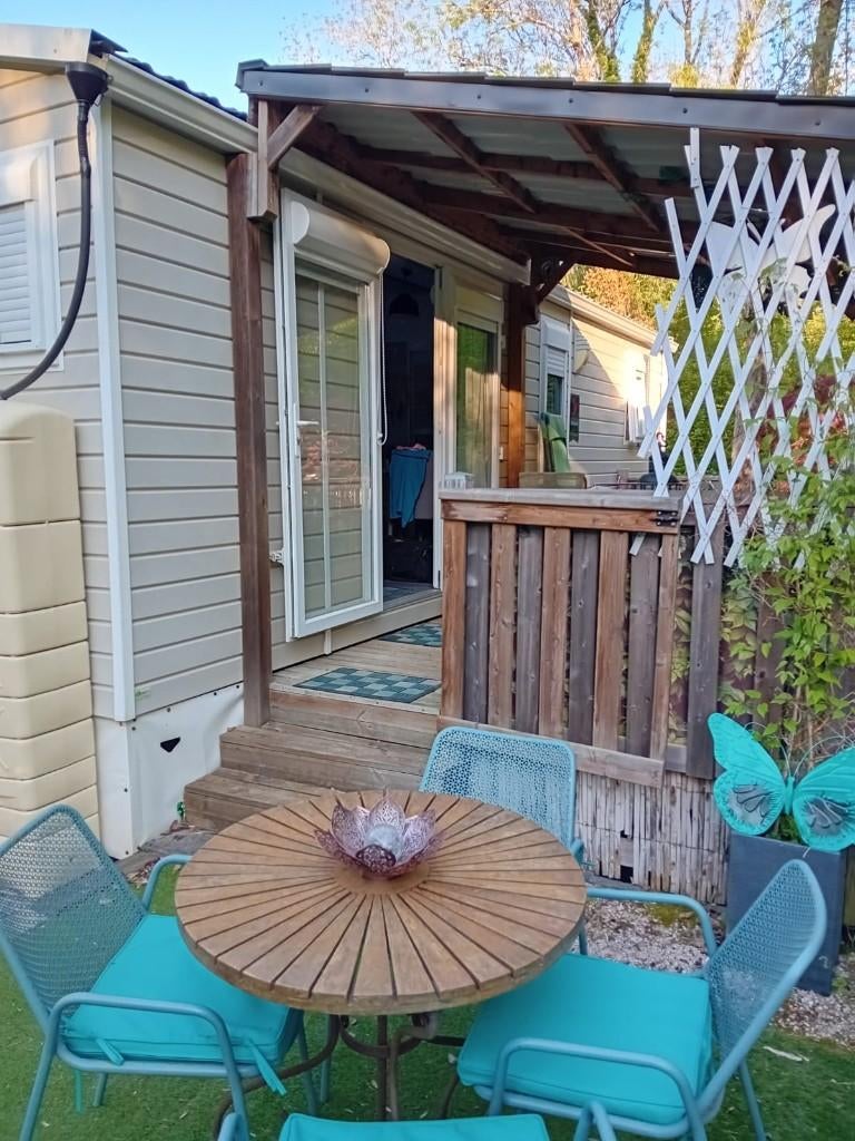 Mobil-home confortable dans camping verdoyant 3* Lac Léman, Jusqu'à 4