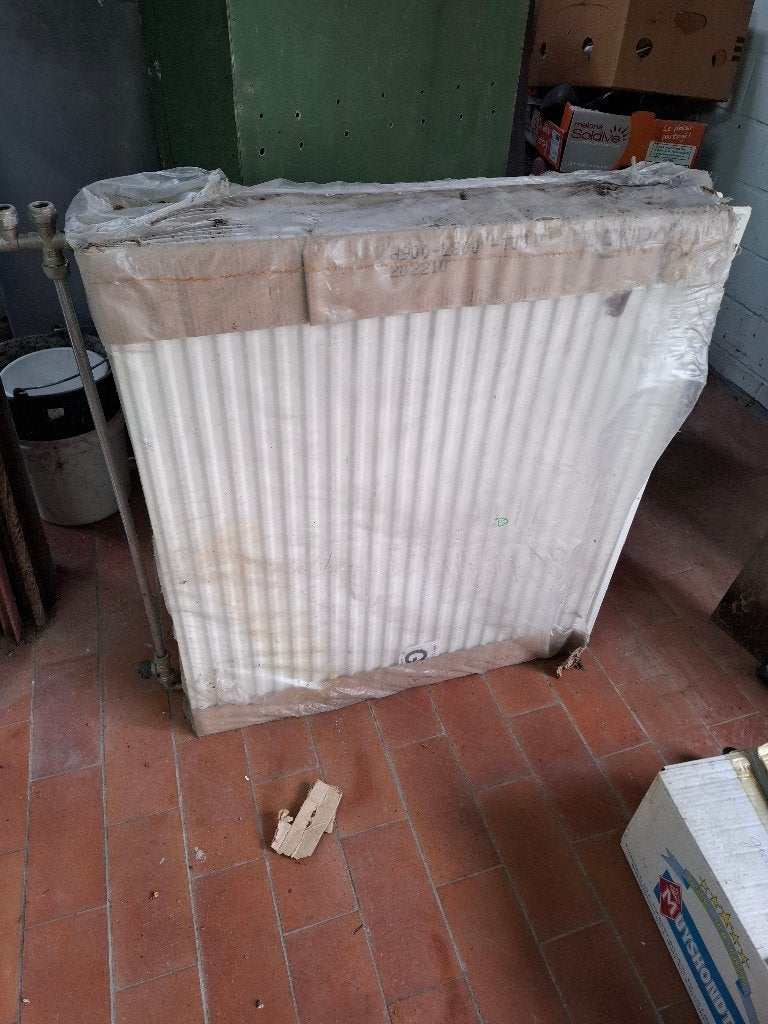 Radiator henrad t33 900x800, Enlèvement, Comme neuf, Radiateur