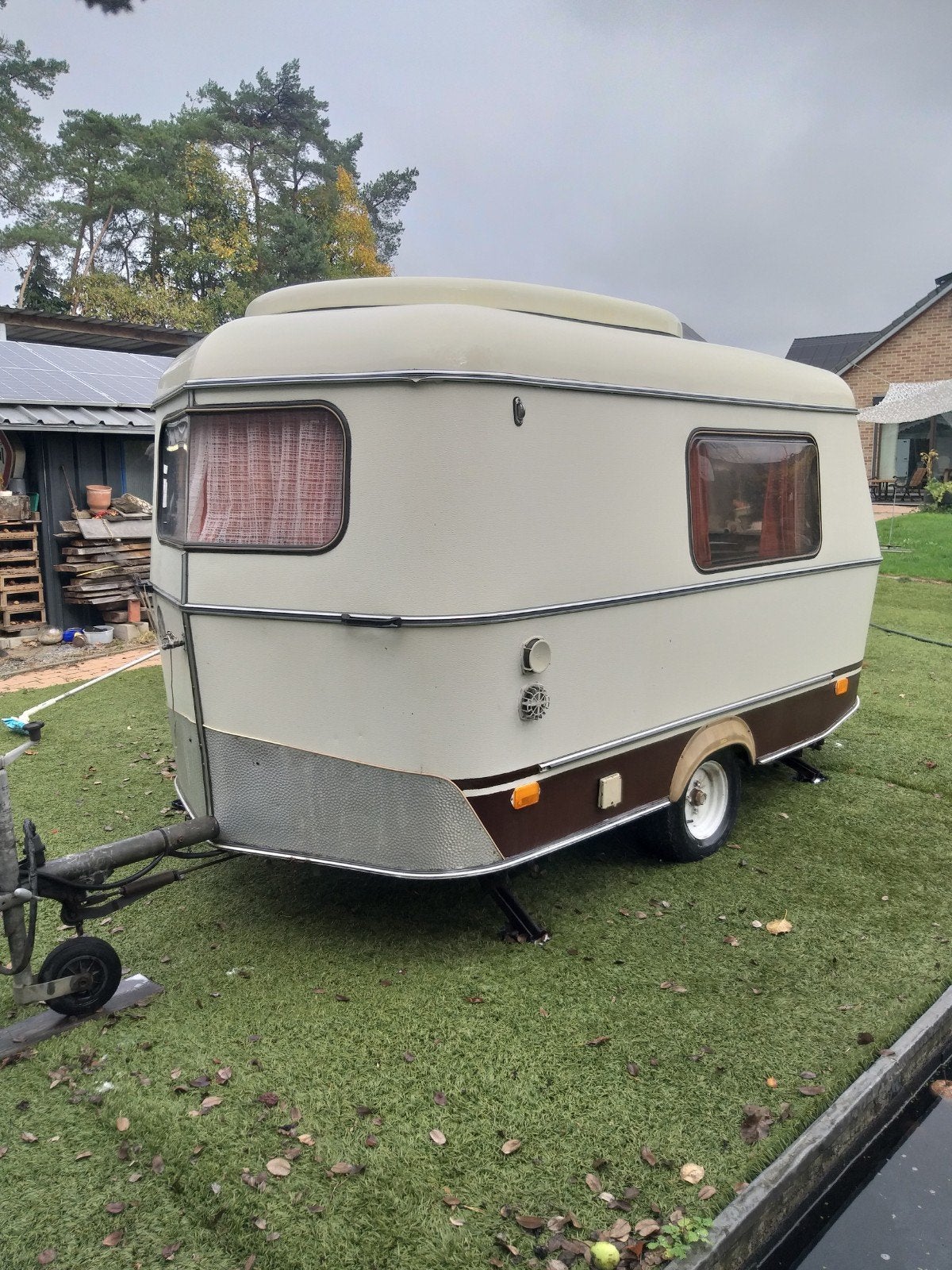 Caravan Eriba puck., Caravanes & Camping, Jusqu'à 4 m, Particulier, Siège standard, Jusqu'à 500 kg