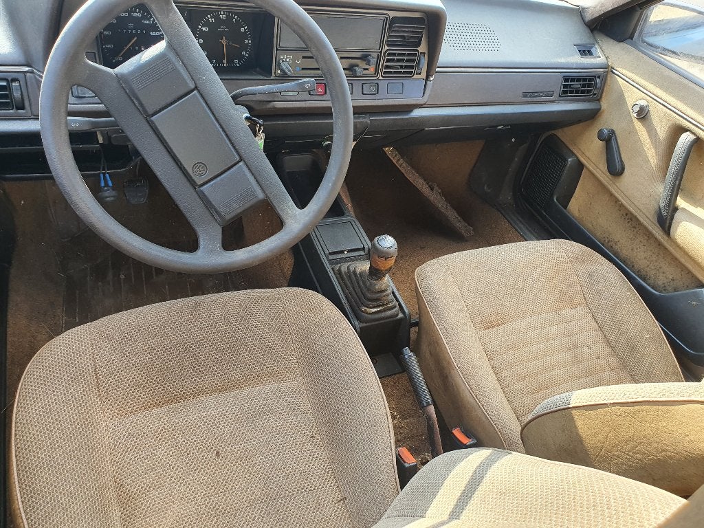 Schuurvondst Volkswagen Passat 1.6 Diesel 1987 | 177.261 km, foto 7