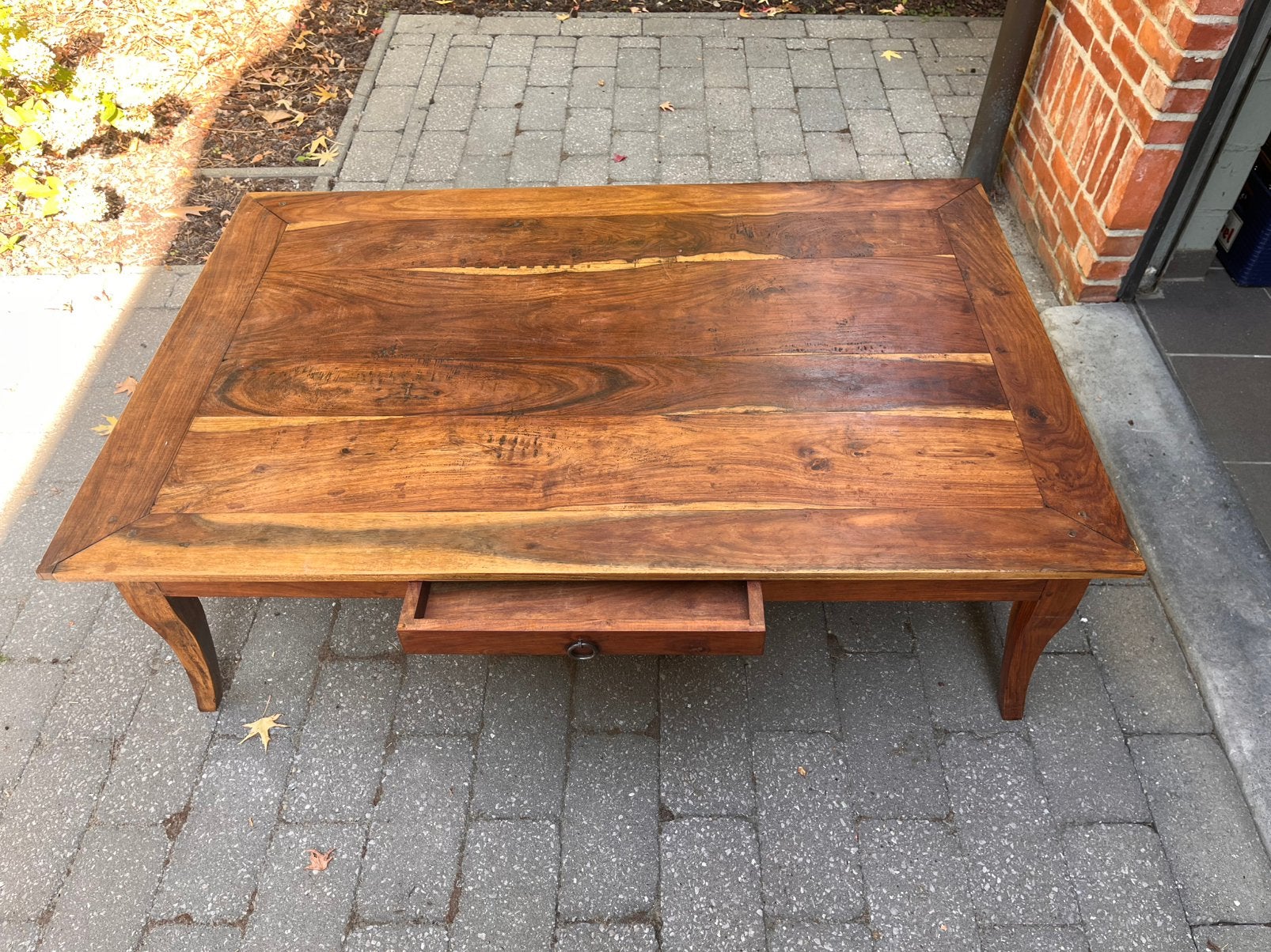Houten salontafel met opberglade, Ophalen, Zo goed als nieuw