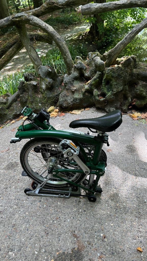 Brompton M6R vert 6 vitesses Lumière porte bagage état neuf, Vélos & Vélomoteurs, Vitesses, Frein sur jante, Brompton, Comme neuf