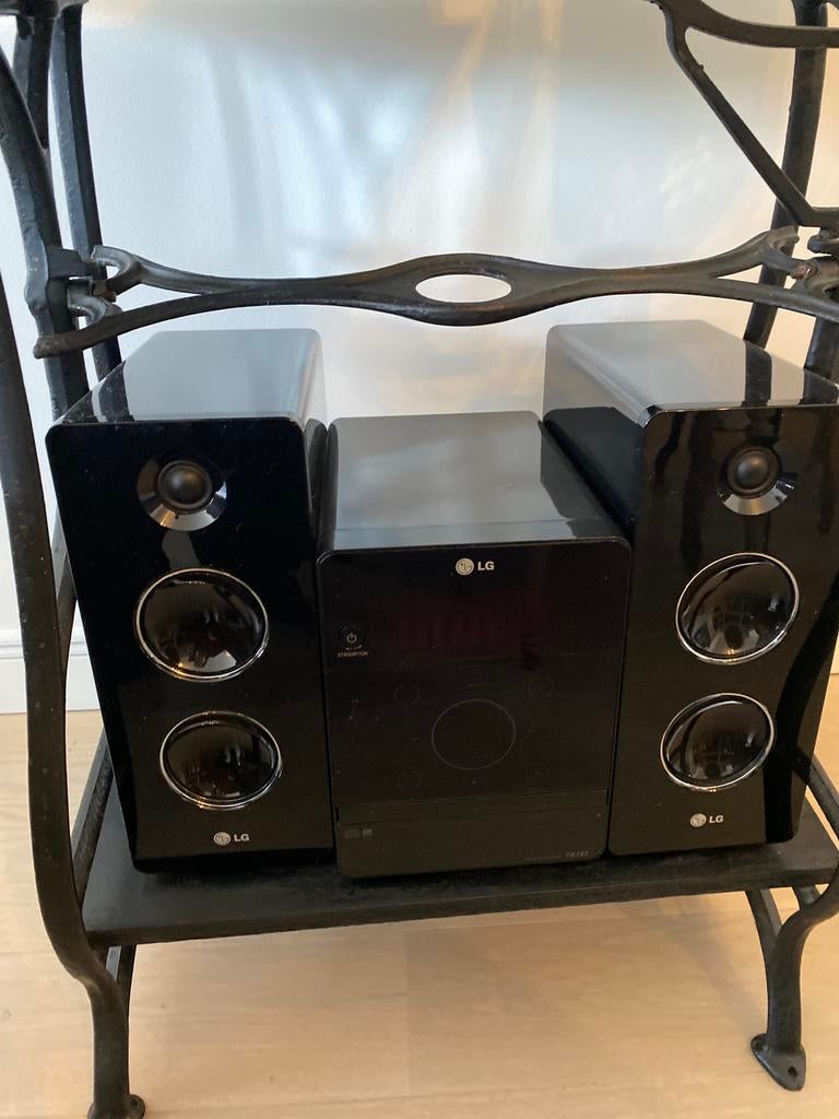 LG cd en radio speler, Enlèvement, Comme neuf, Radio