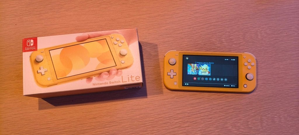 nintendo switch lite, Consoles de jeu & Jeux vidéo, Enlèvement, Jaune, Comme neuf