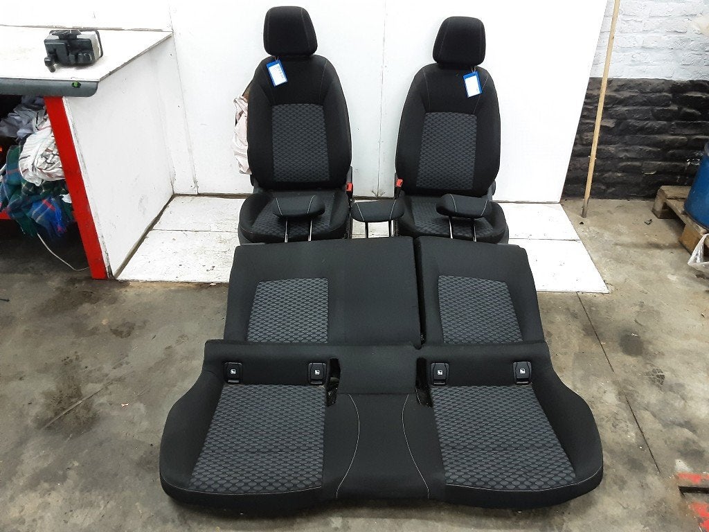 INTERIEUR Opel Astra K Sports Tourer (07-2014/12-2022), Auto-onderdelen, Gebruikt, Opel, Opel Automobile GmbH, Kontakt-opel@opel.com
