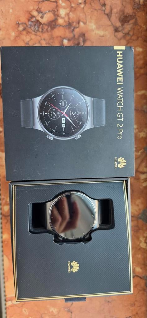 Montre Huawei watch gt2 pro, Bijoux, Sacs & Beauté, Montres connectées, État, Enlèvement