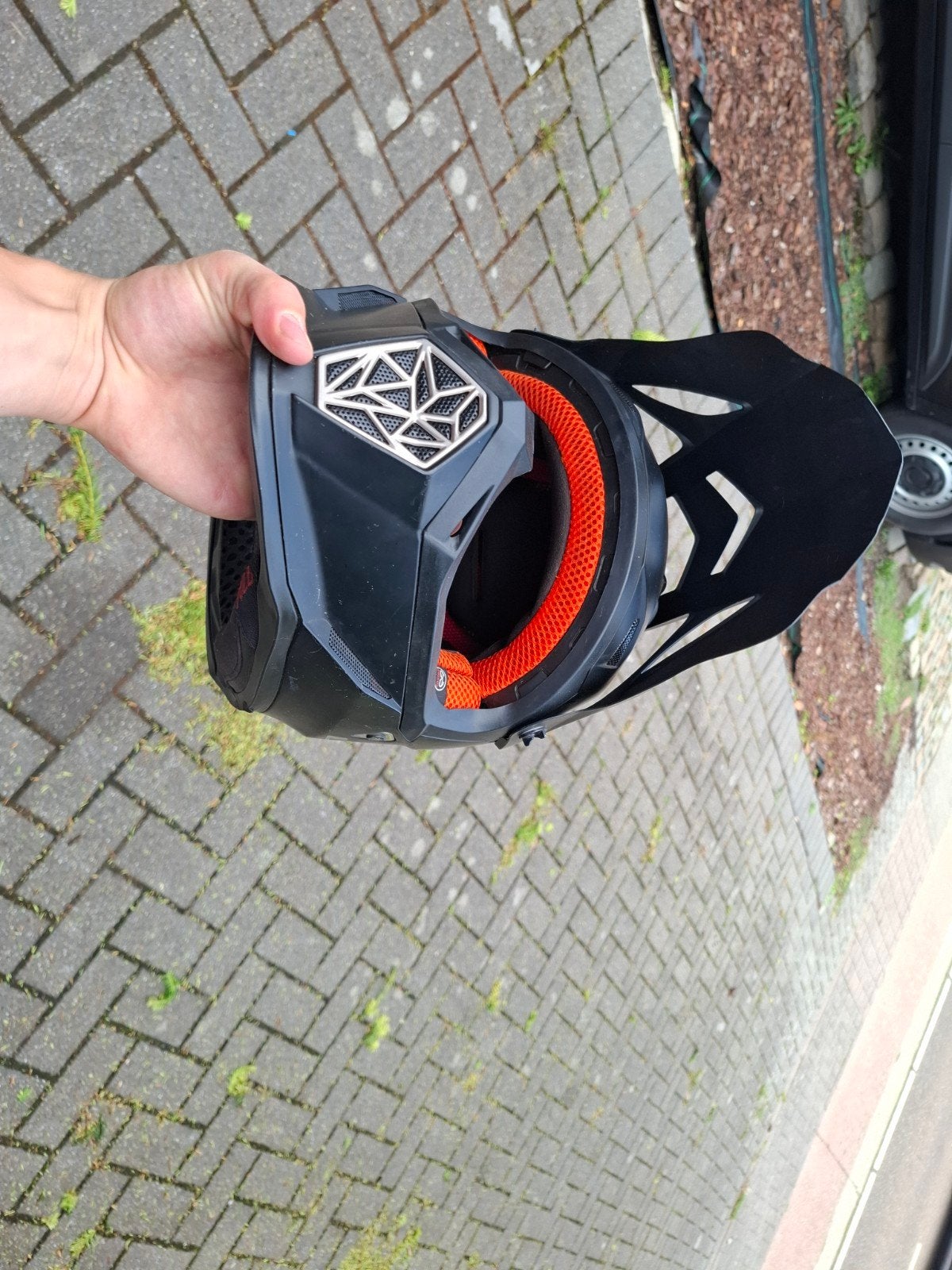 ls2 crosshelm zonder bril, Enlèvement