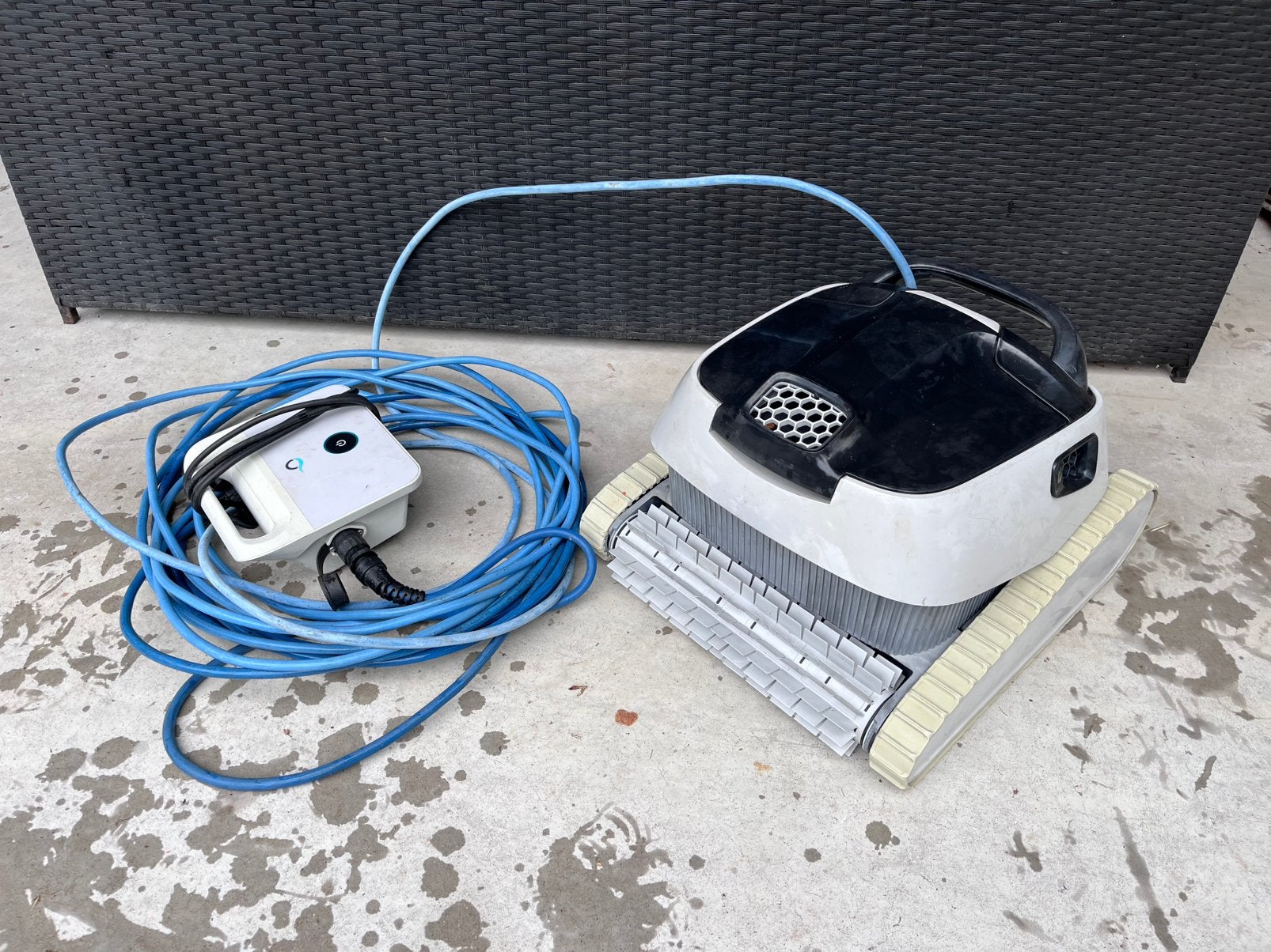 Zwembadrobot DEFECT, Tuin en Terras, Zwembad-toebehoren, Ophalen, Gebruikt, Reinigingsmiddel