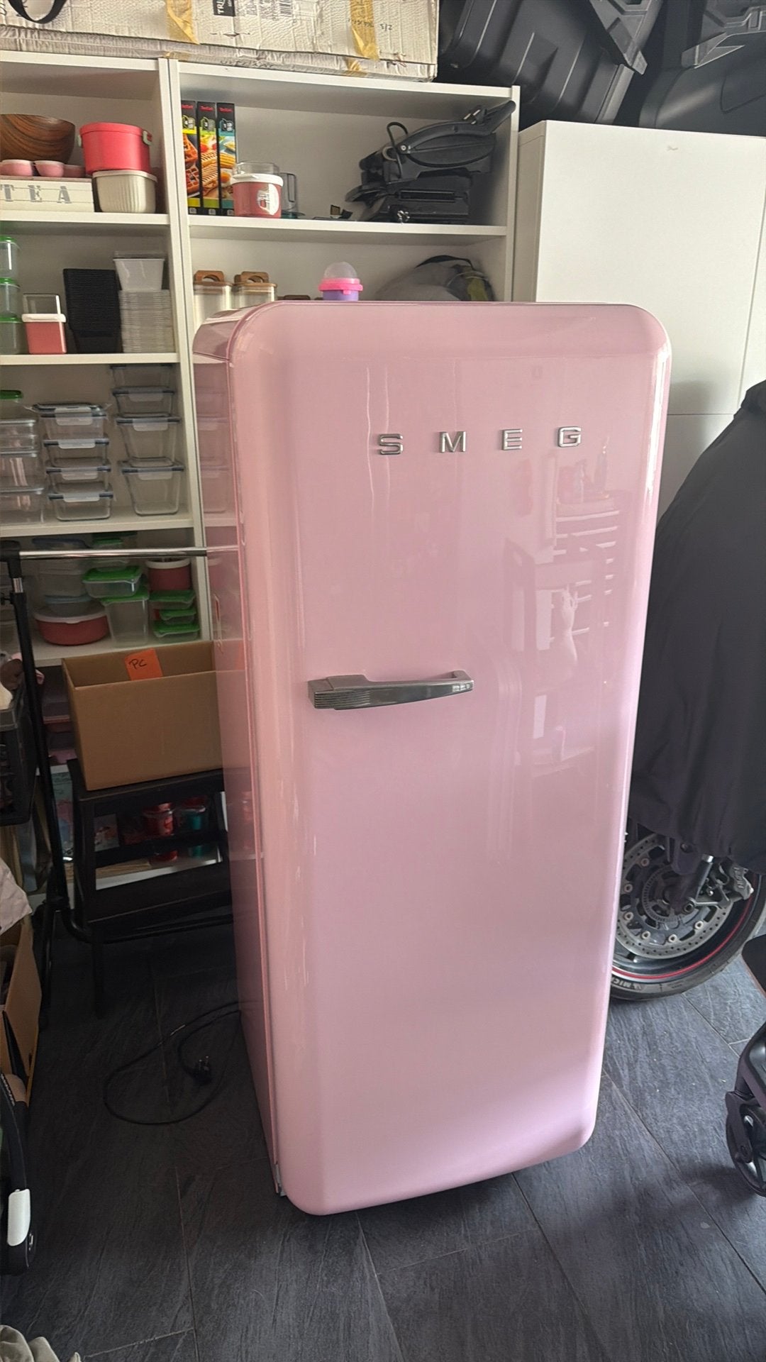 Prachrige koelkast smeg roze, Elektronische apparatuur, Ophalen, Gebruikt