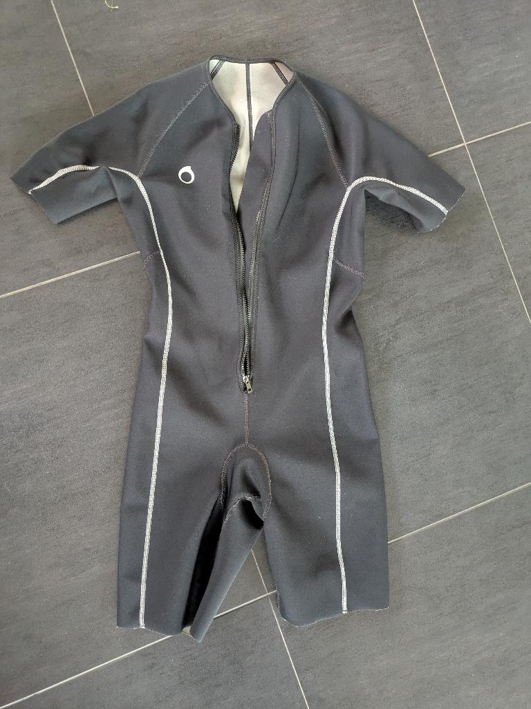 Duikpak neopreen shorty medium, Watersport en Boten, Duiken, Ophalen, Zo goed als nieuw, Duikpak