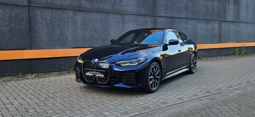 BMW i40 Gran Coupe INDIVIDUAL TANSANIET BLEU M PACK/** FULL, Auto's, Achterwielaandrijving, Zwart, Leder, Sound system