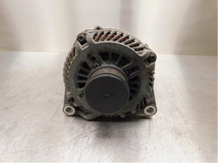 Dynamo d'un Peugeot 407, -, 3 mois de garantie, Utilisé, -