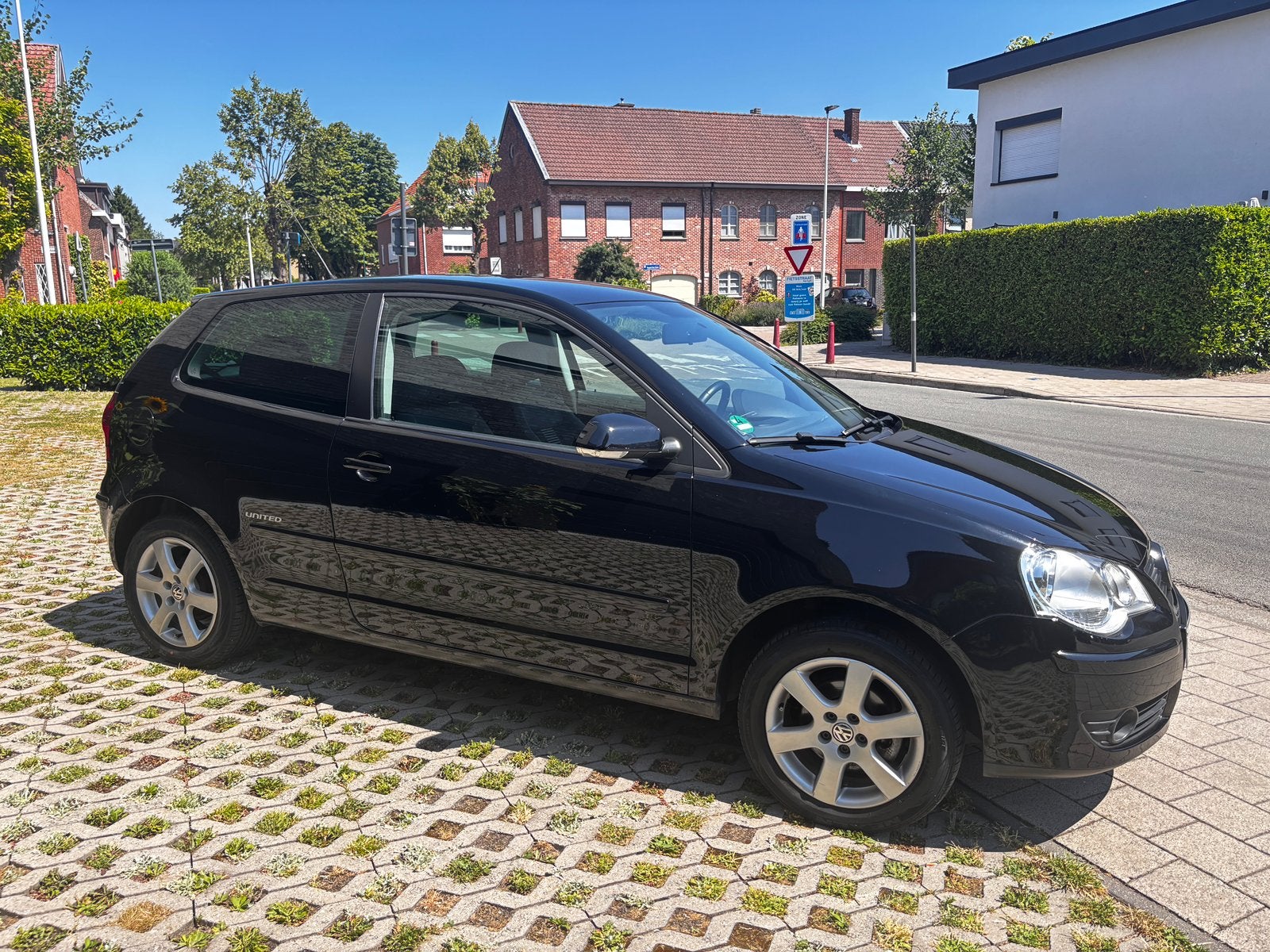 VW Polo 1.2 benzine, Stof, Zwart, Handgeschakeld, Euro 4
