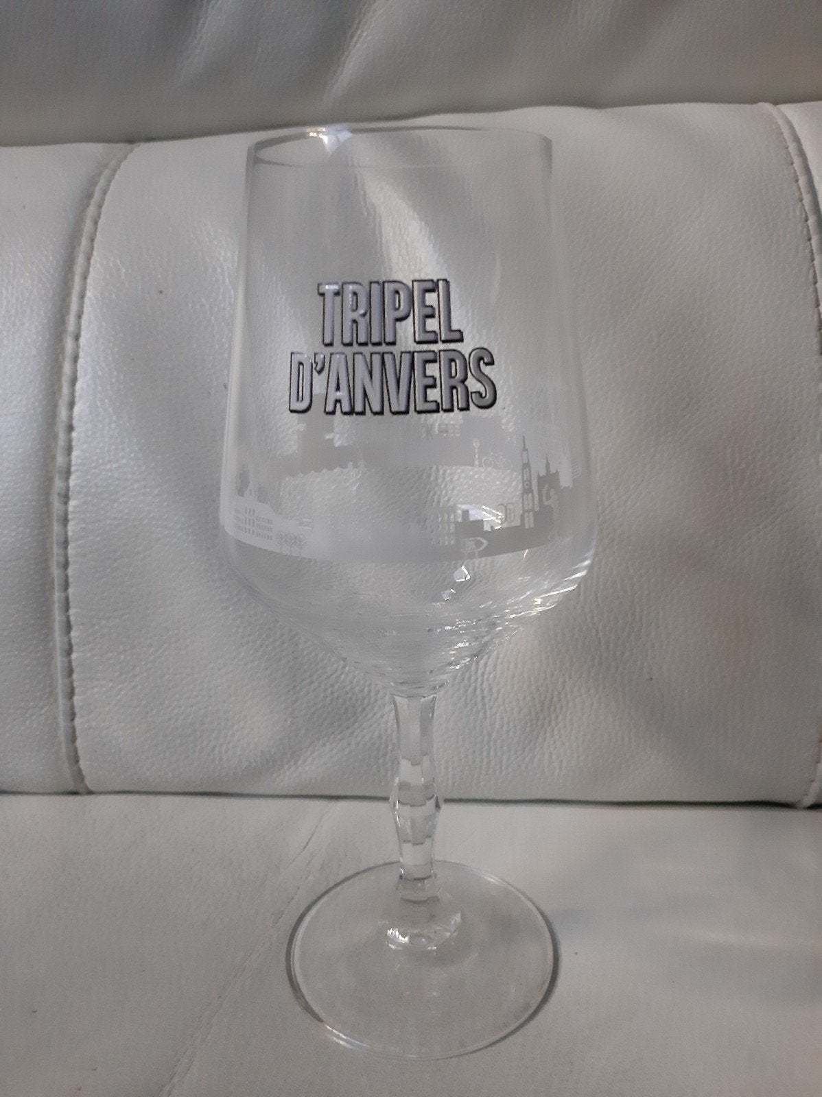 4 verres triple Anvers, Enlèvement
