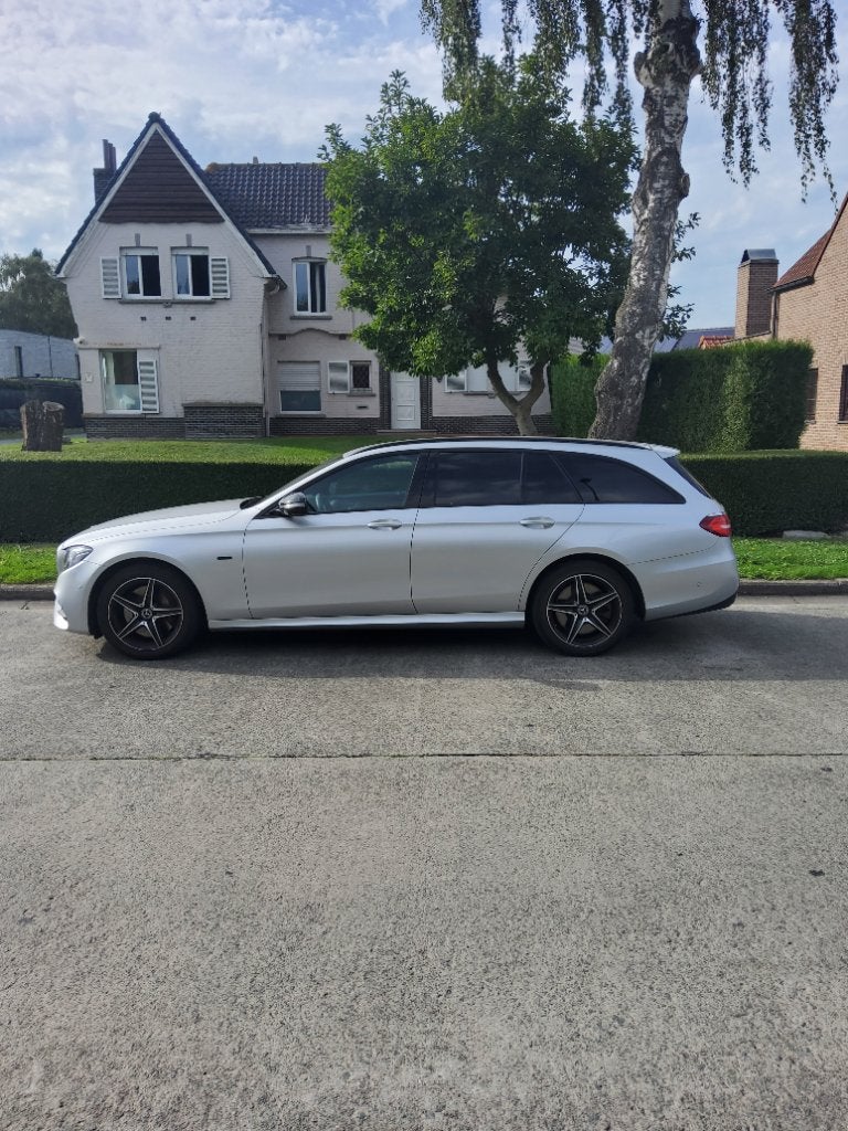 Mercedes 300de hybride diesel Amg line, Auto's, Automaat, Achterwielaandrijving, 27 g/km, Leder