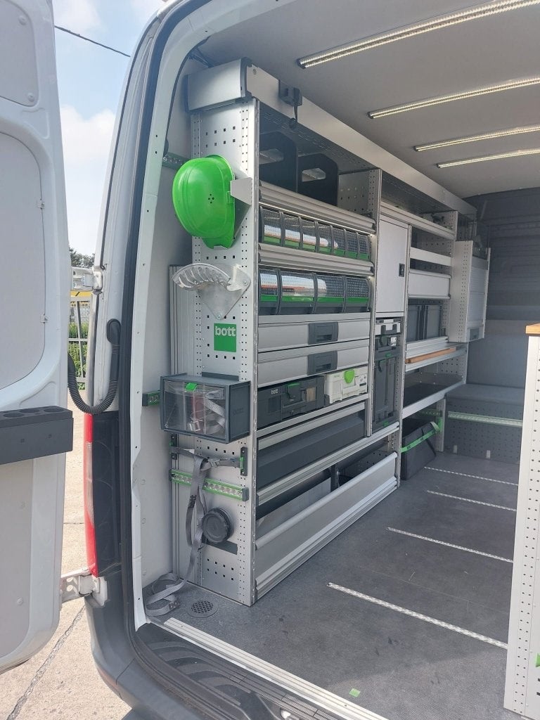Mercedes Sprinter incl BOTT inrichting 37190€ + btw, 4 deurs, Wit, 120 kW, Bedrijf