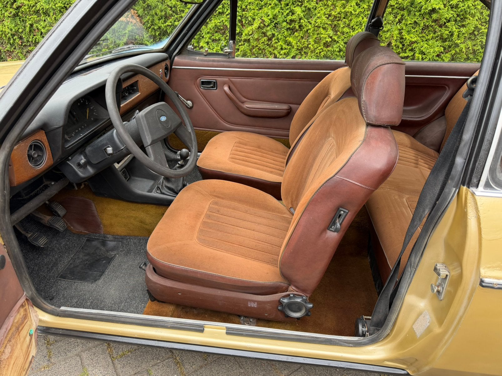 Ford Escort Mk2 1.3 ghia 2dr, foto 10