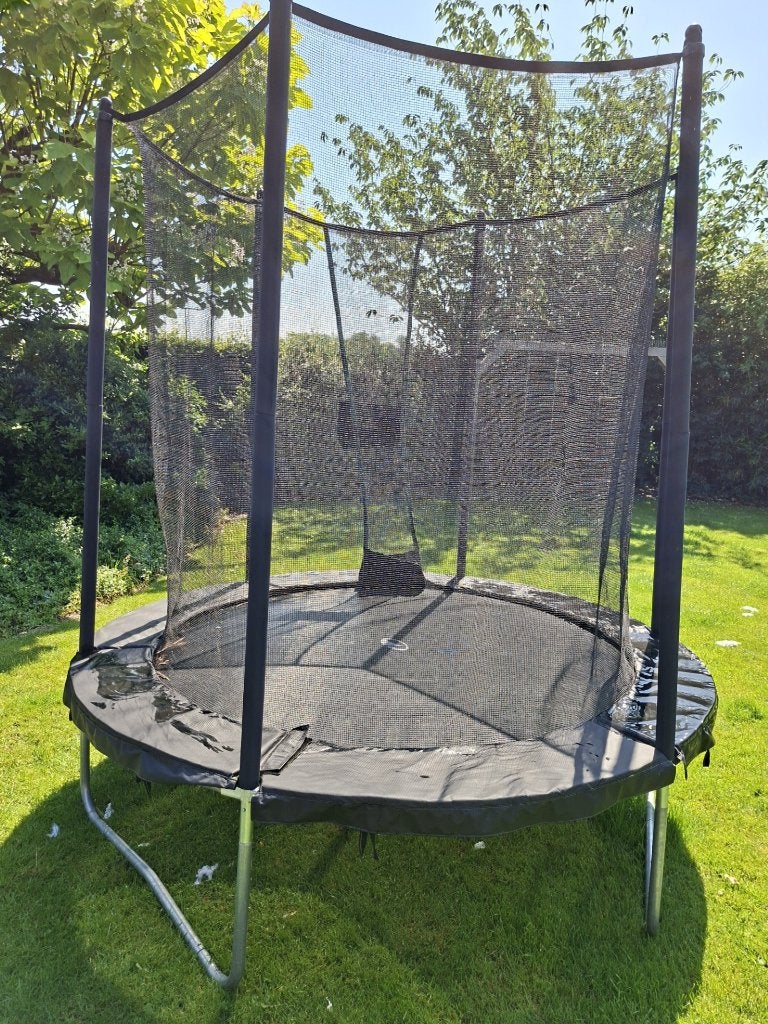 Trampoline, Ophalen, Zo goed als nieuw
