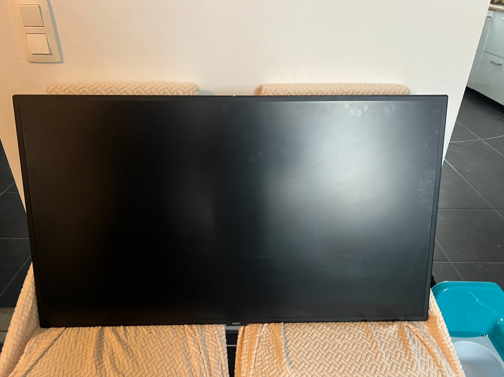 NEC MultiSync V404 TV, Computers en Software, Monitoren, Ophalen, Zo goed als nieuw