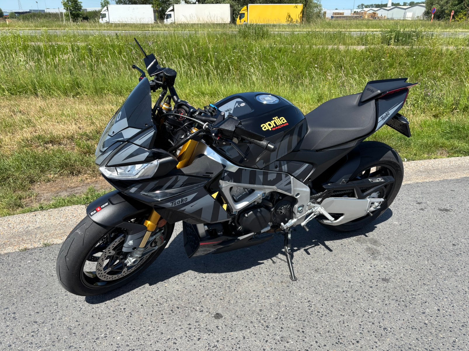 Tuono V4 Factory, Motoren, Motoren | Aprilia, 4 cilinders, Particulier, Meer dan 35 kW, Quickshifter